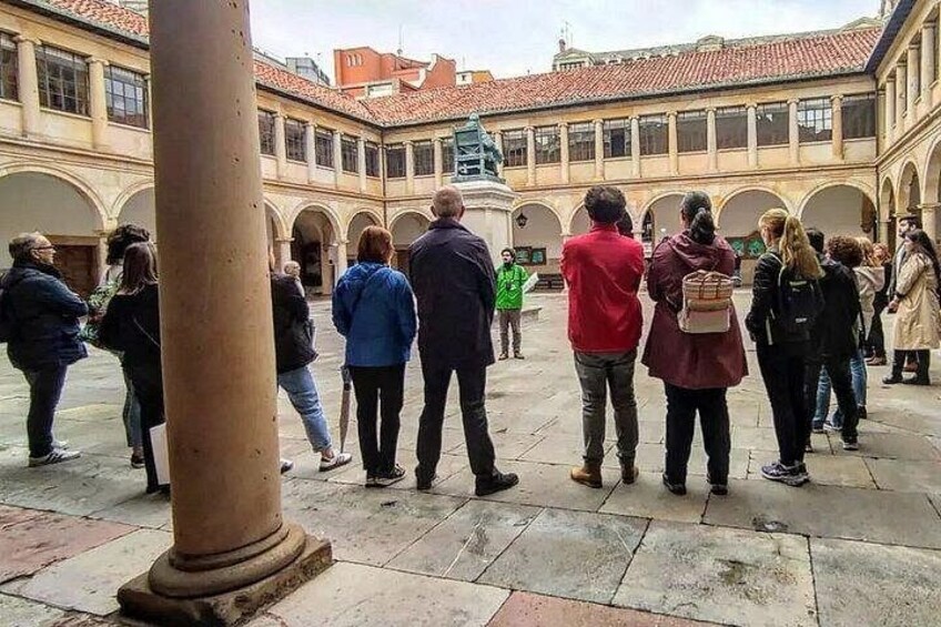 Private Tour of Oviedo 4