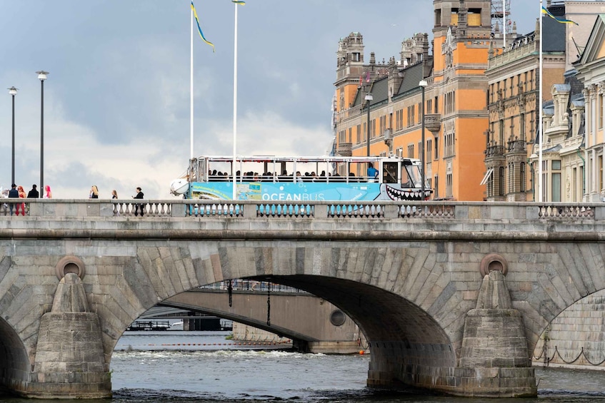 Picture 2 for Activity Stockholm: Land and Water Tour by Amphibious Bus 4