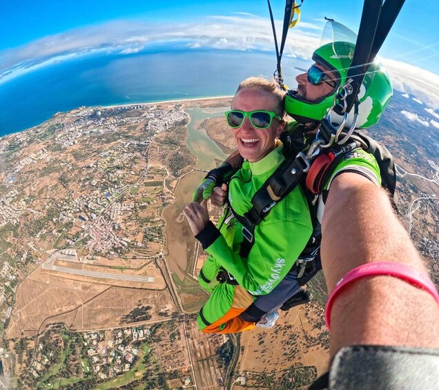 Skydive Seven Algarve: Skydiving 10,000 ft (up to 15,000 ft) 1