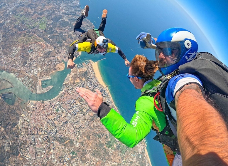 Picture 1 for Activity Algarve: Tandem Skydive from 10.000ft to 15.000ft 4