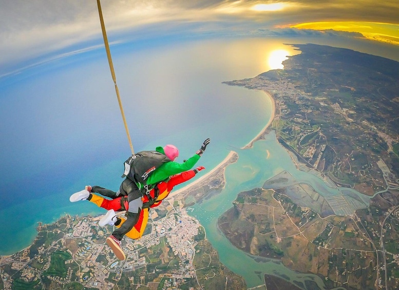 Picture 2 for Activity Algarve: Tandem Skydive from 10.000ft to 15.000ft 5