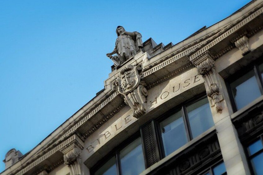 For some secrets you have to look up! 3