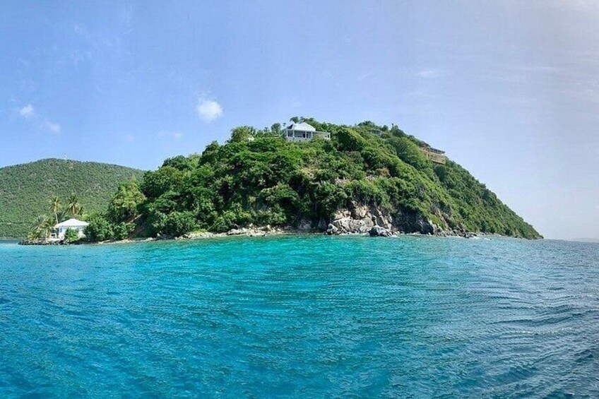 Island & Snorkeling Tour – Smuggler + Cane Garden Bay 4