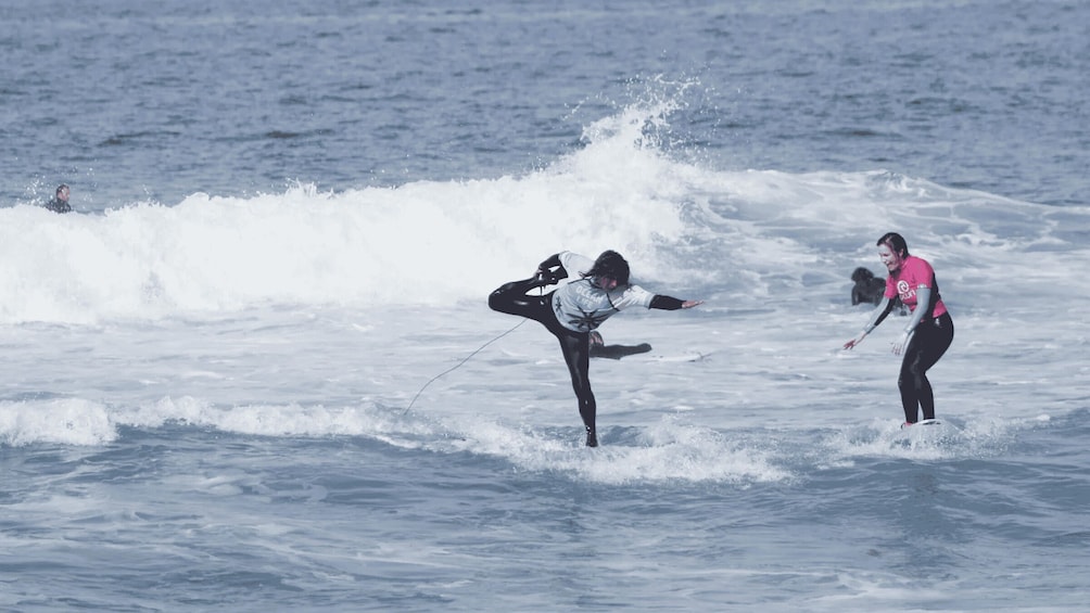 Premium Surf Group Lesson (14+ Years Old) 1
