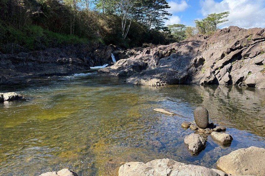 Waiale Waterfalls hike and swim with Native Hawaiian 4