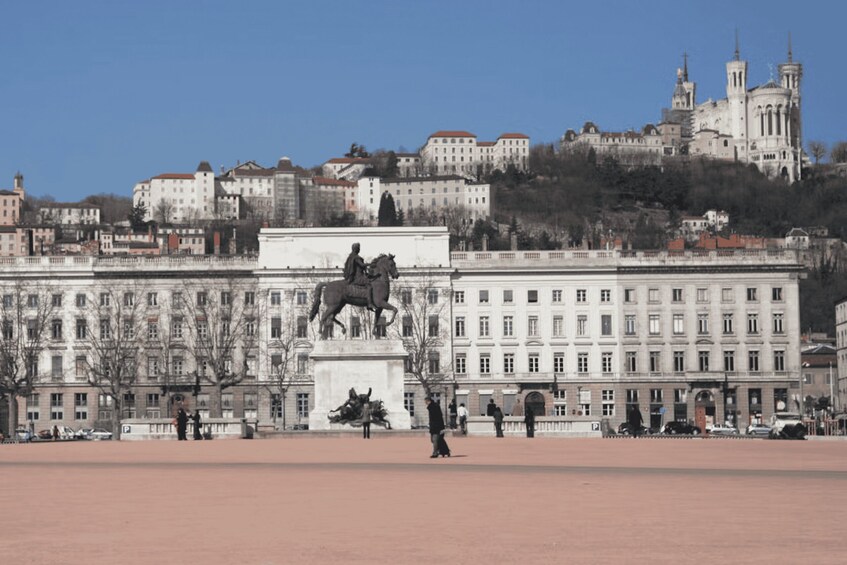 Picture 5 for Activity Lyon: Guided tour of Lyon 4