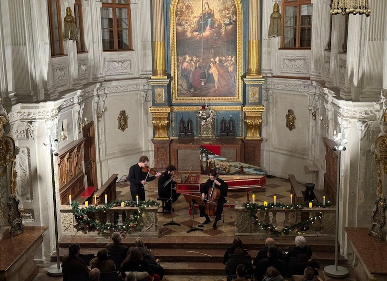Picture 1 for Activity Munich: Concert in the Court Chapel of the Residenz 2