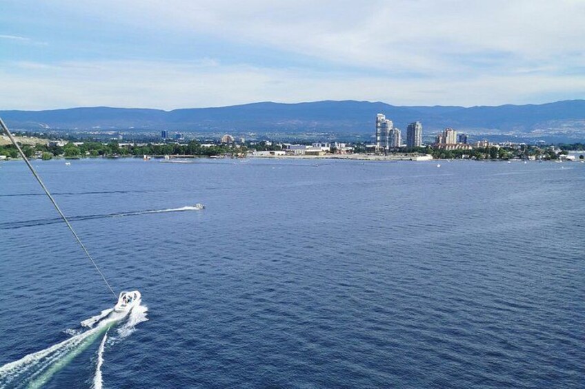 Kelowna: Morning Discount Parasailing Experience 5