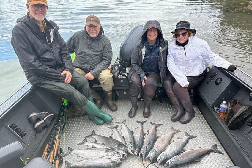#kenairiverguide #fishingseason #fishingdaily #fisher #fishingtime #coho #fishingaddict #fishingfun #kingsalmon #chinook #Alaska #fishingguide #salmonfishing #bigfish #kasilof #yestravelalaska 3