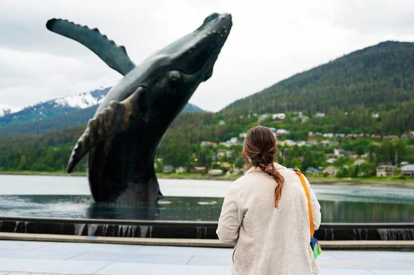 A visit to Juneau isn't complete without a photo with Tahku. 2