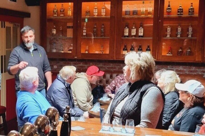 Experience a Kerry Whiskey Tasting at a Dingle Pub 2