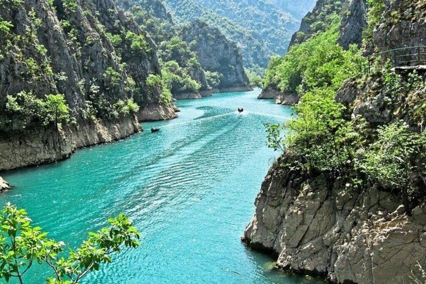 Skopje: Canyon Matka, St. Pantelemon, Millennium Cross & Brunch 1