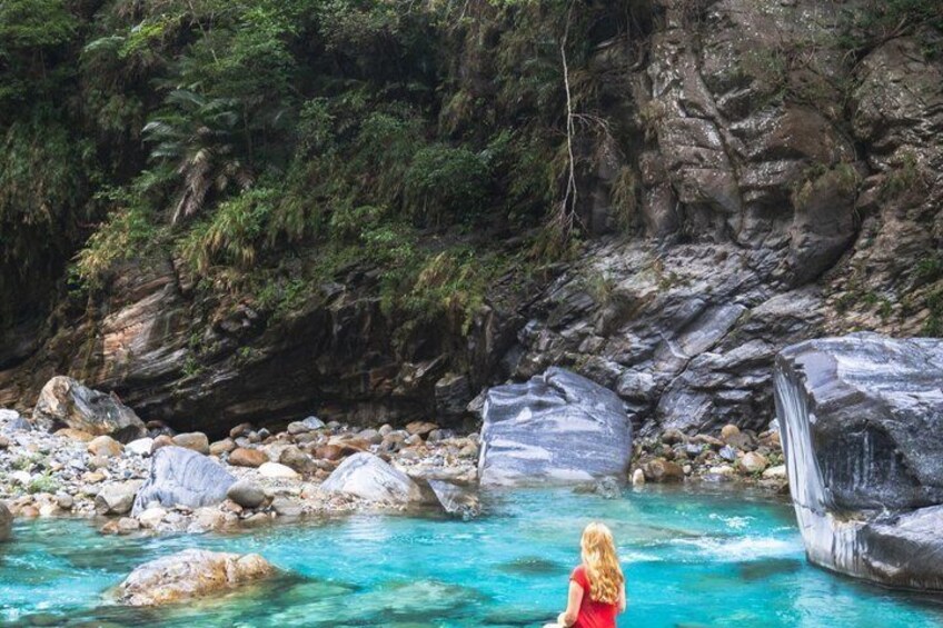 Hualien Highlights Day Tour: Taroko Gorge & Qingshui Cliffs 4