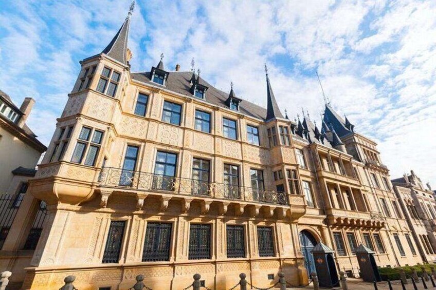 Private Luxembourg: Discover the City with an Expert Guide 4