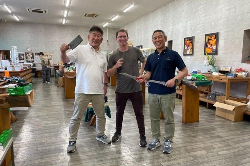 Seki Knife Making Workshop: Hand-Draw & Etch Your Damascus Blade 2