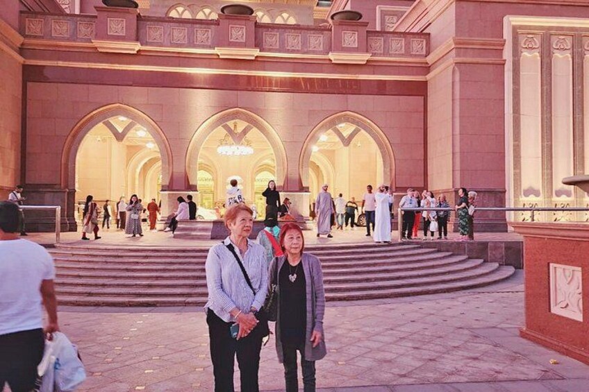 Abu Dhabi's Layover: The Ultimate Adventure of Capital's Delights 2