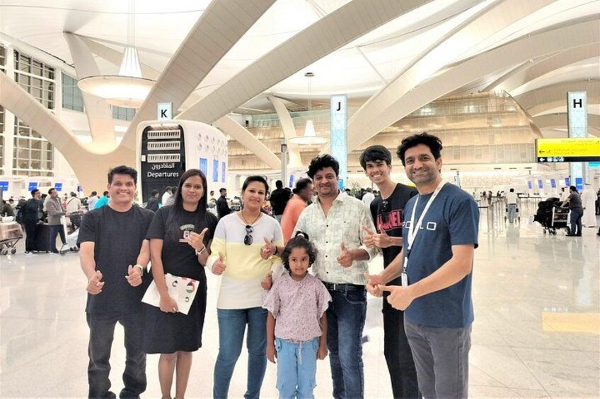 Airport Pickup, Abu Dhabi 1