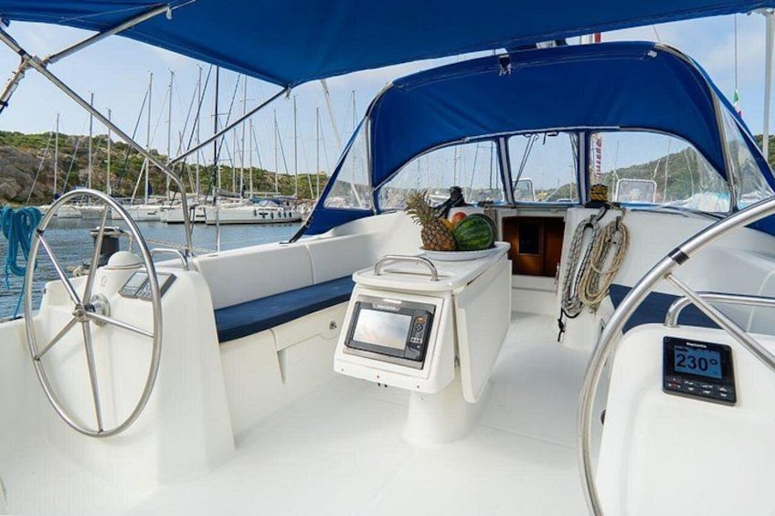 Magdalene Archipelago Sailing Tour | From Santa Teresa 4