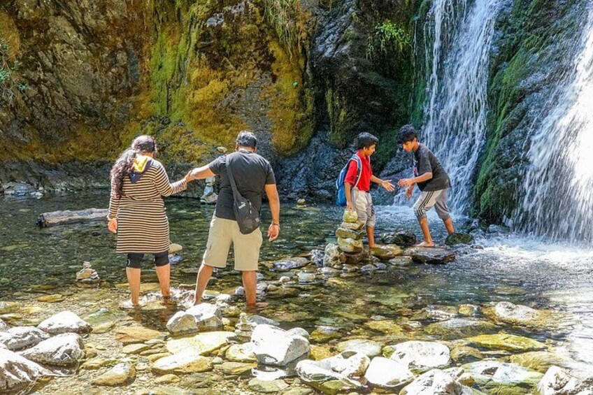 Half Day Tour to Faery Waterfalls, Castle Lake and Mount Shasta 1