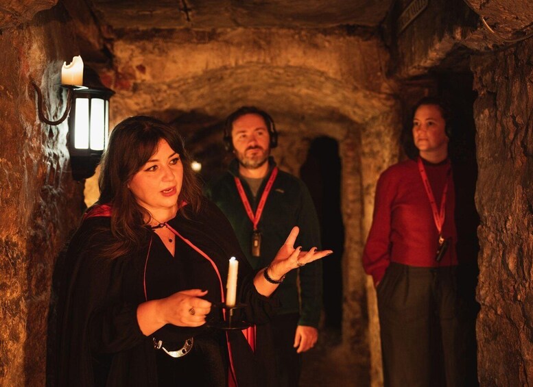 Edinburgh: Multi-Sensory Haunted Underground Tour 3