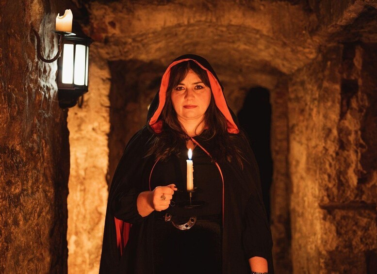 Edinburgh: Multi-Sensory Haunted Underground Tour 1