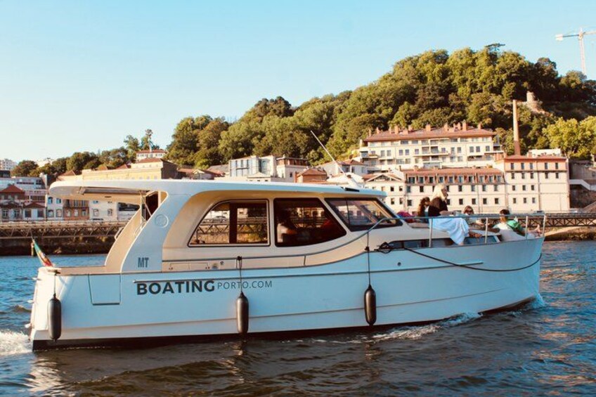 Porto: Douro Small Group Boat Cruise with Port Wine and Snacks 4