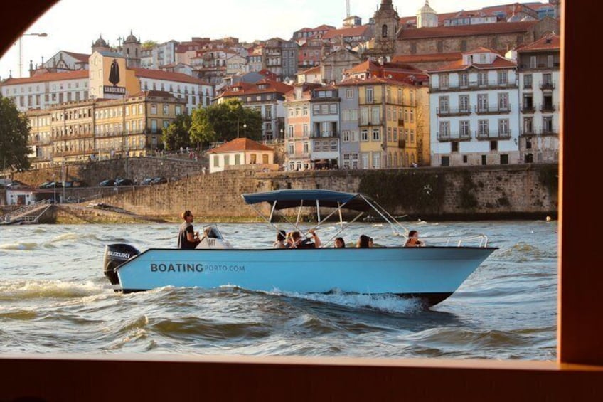 Porto: Douro River Boat Cruise with Port Wine and Snacks 3