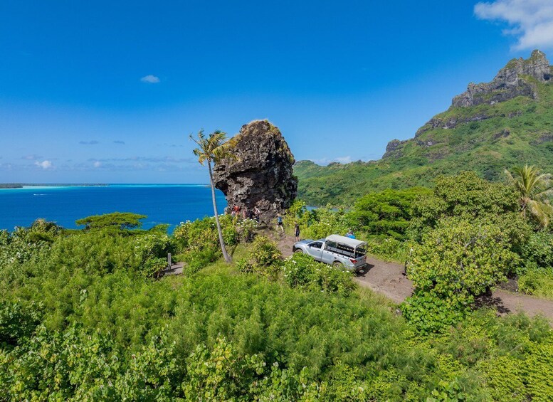 Picture 5 for Activity Bora Bora: 4WD History & Culture Tour 3