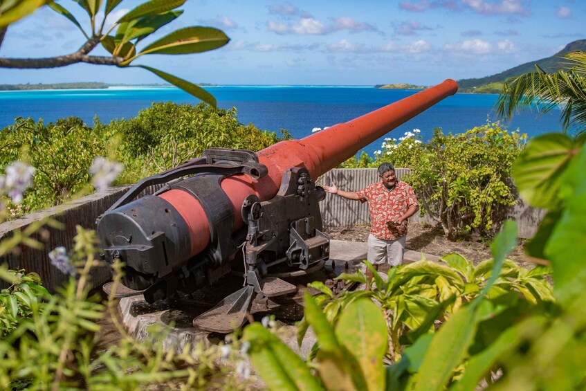 Picture 7 for Activity Bora Bora: 4WD History & Culture Tour 5