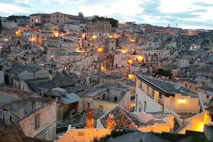 Intimate Matera Wine Tasting Experience with Food Pairing 2