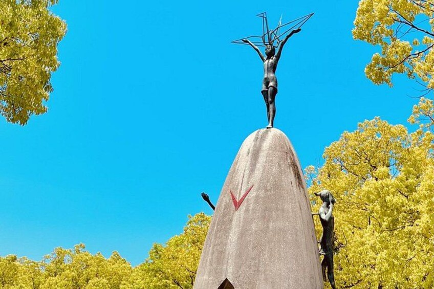 Children Monument 2