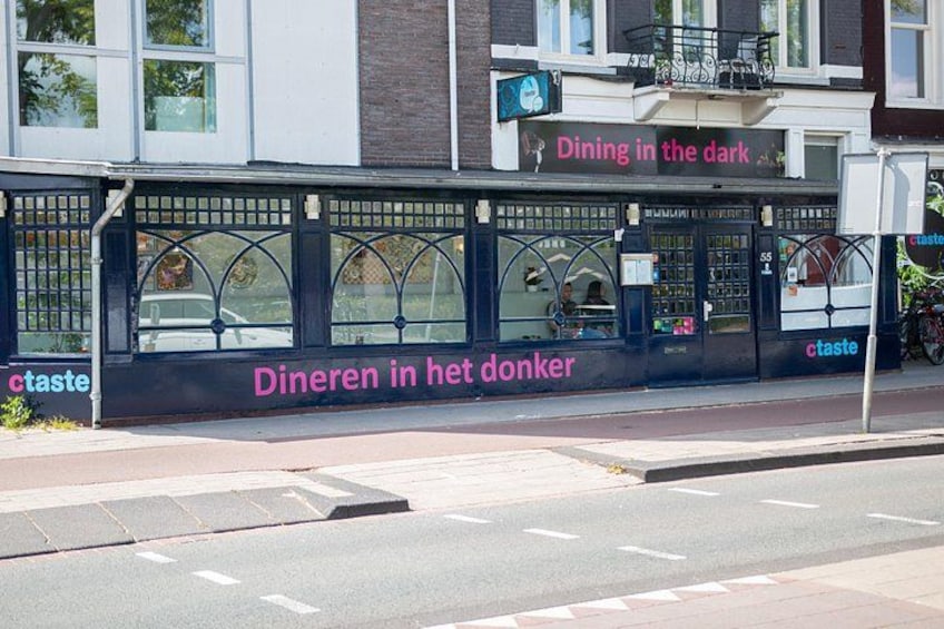 Easy to find restaurant, at Amsteldijk 55 1