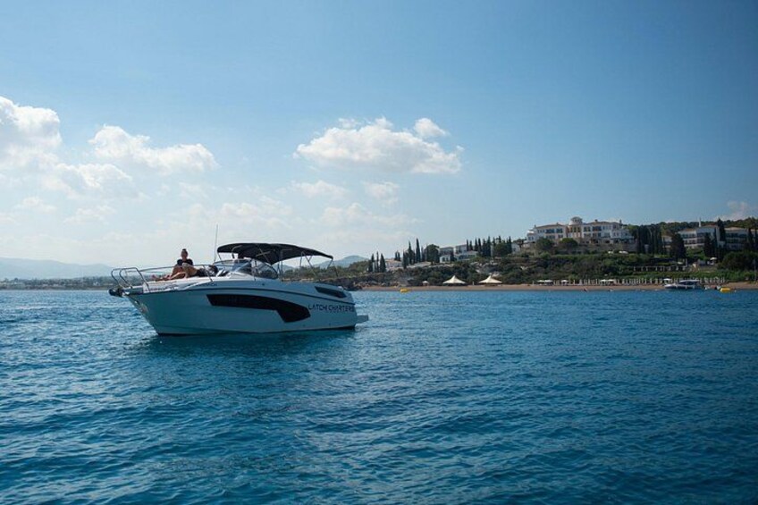 Luxury Private Charter on a Karnic SL800 to Blue Lagoon & more... 4