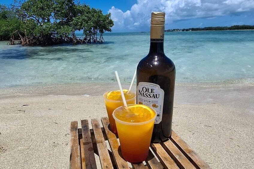 Nassau Kayaking Adventure: Snorkeling, Drinks & Small-Group Fun 3