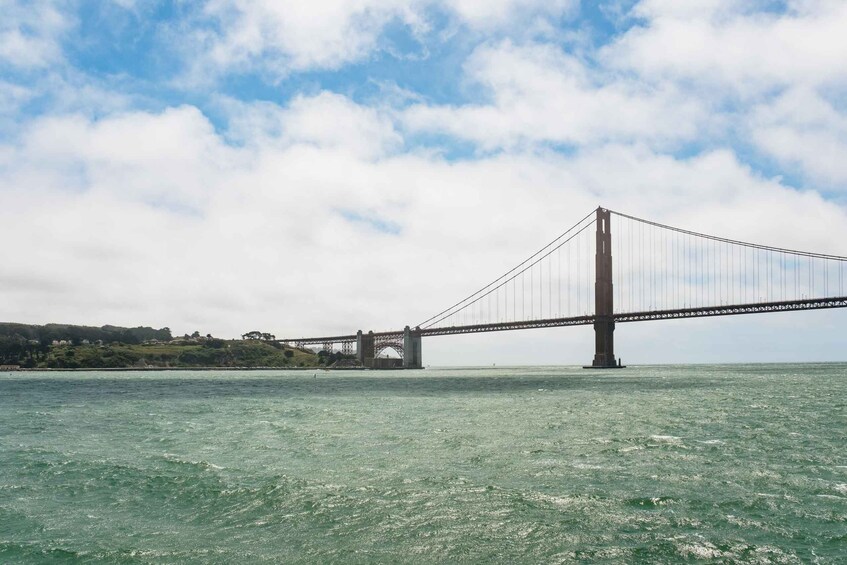 Picture 13 for Activity San Francisco Bay Sightseeing Cruise International Narration 4