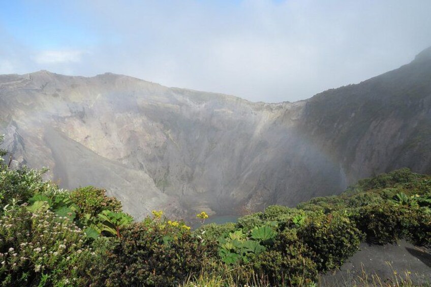 Irazu Volcano View of the crater 3