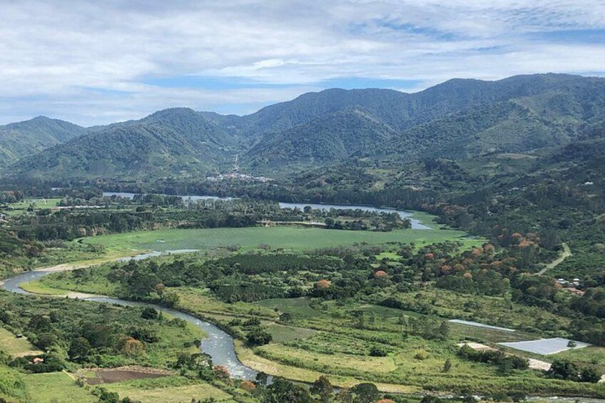 Lookout point of Orosi Valley 4