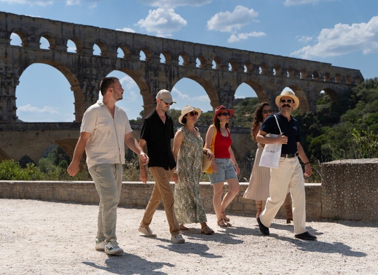 From Marseille: Baux, Pont du Gard, Avignon and wine tasting 1