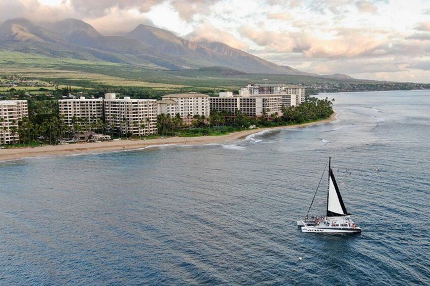 Sailing with the Ka'anapali Hotels along the beach. 3