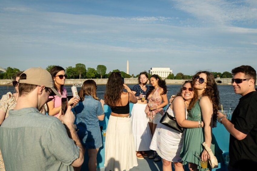Washington DC Party Yacht Open Bar Cruise on the Potomac 2