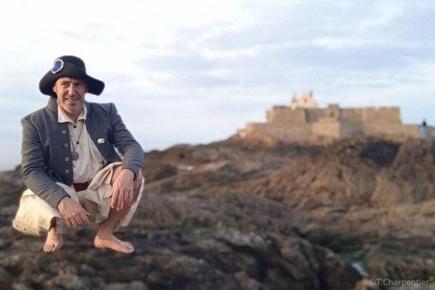 Guided tour of Saint Malo at the time of the last corsairs 2