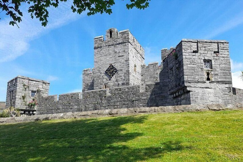 Castle Rushen made of limestone 3