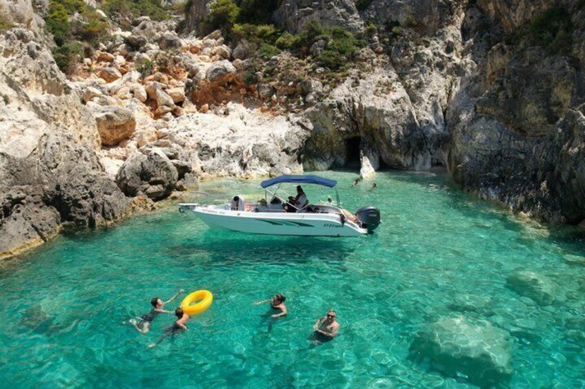 Exclusive Shipwreck & Blue caves Tour : Up to 10 guests 2