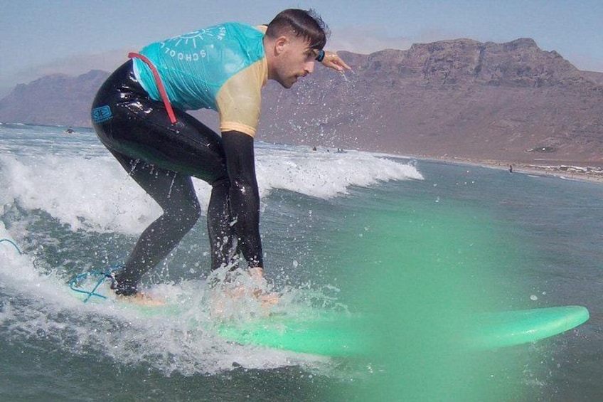 Group and private surf classes with a Certified Instructor in Lanzarote 4