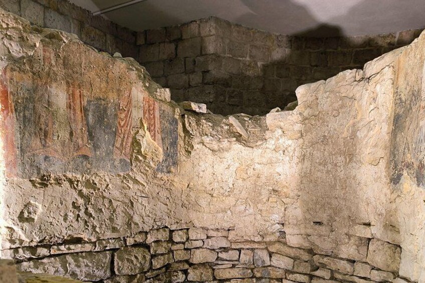 Bari Underground with archaeologist 5
