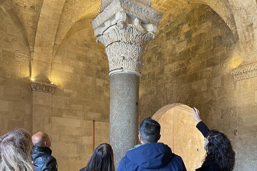 Bari Underground with archaeologist 4