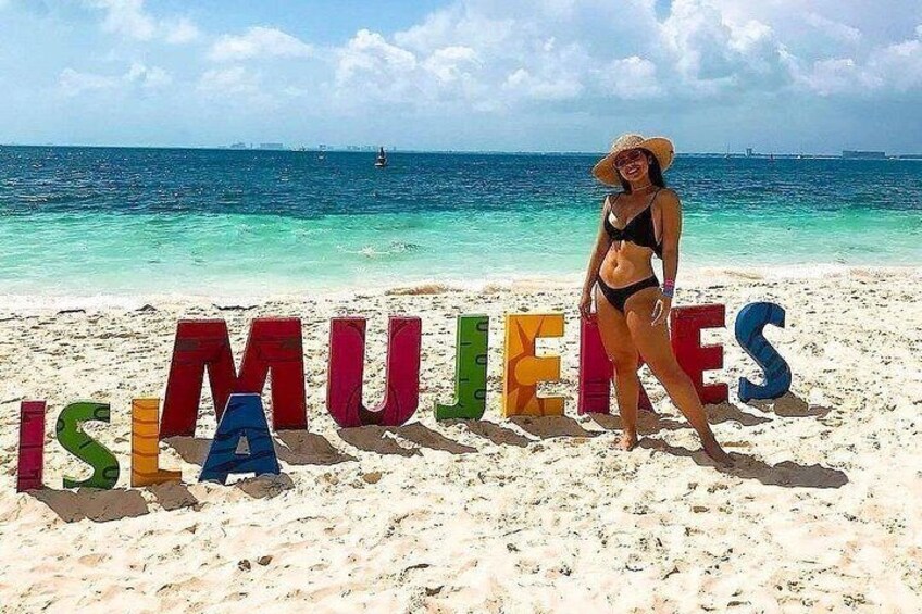 Exciting Catamaran Tour to Isla Mujeres, from Cancún! 2