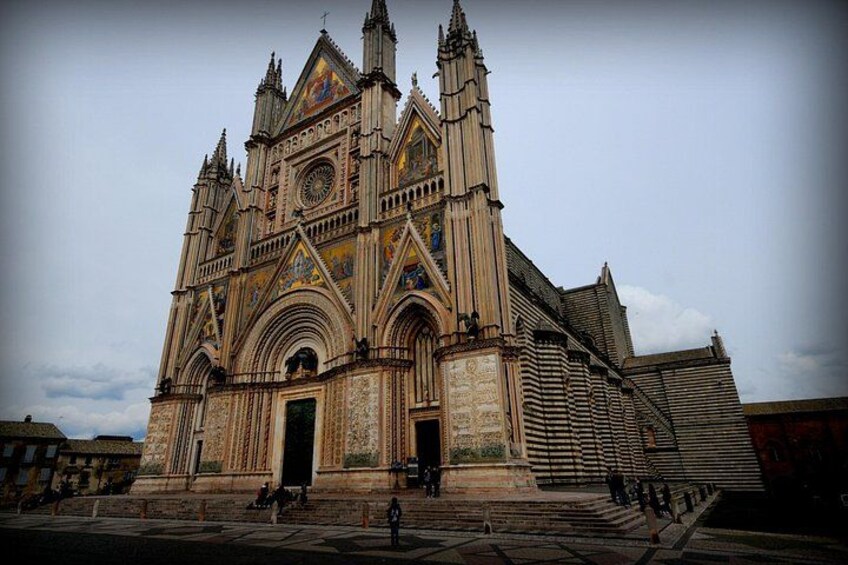 Best Orvieto Private tour with Duomo and Underground 1