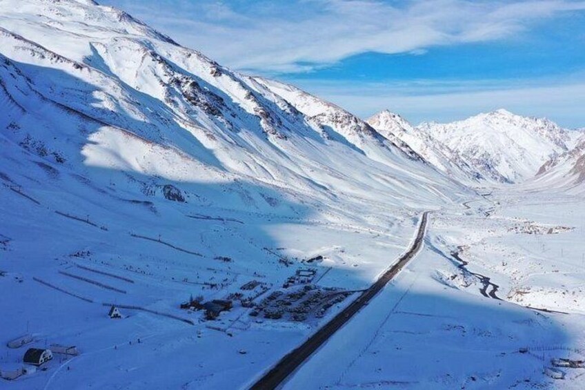 Guided Visit to High Mountains (Aconcagua-Puente del Inca) 3