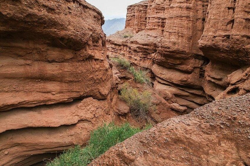Burana Tower and Kok Moinok Canyons 2